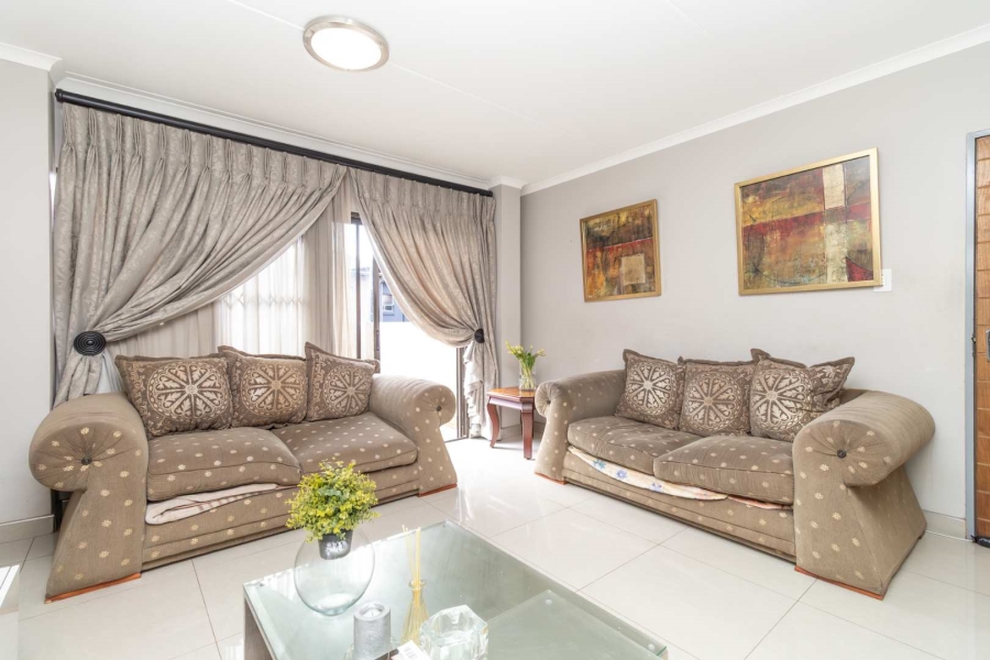 3 Bedroom Property for Sale in Ferndale Gauteng