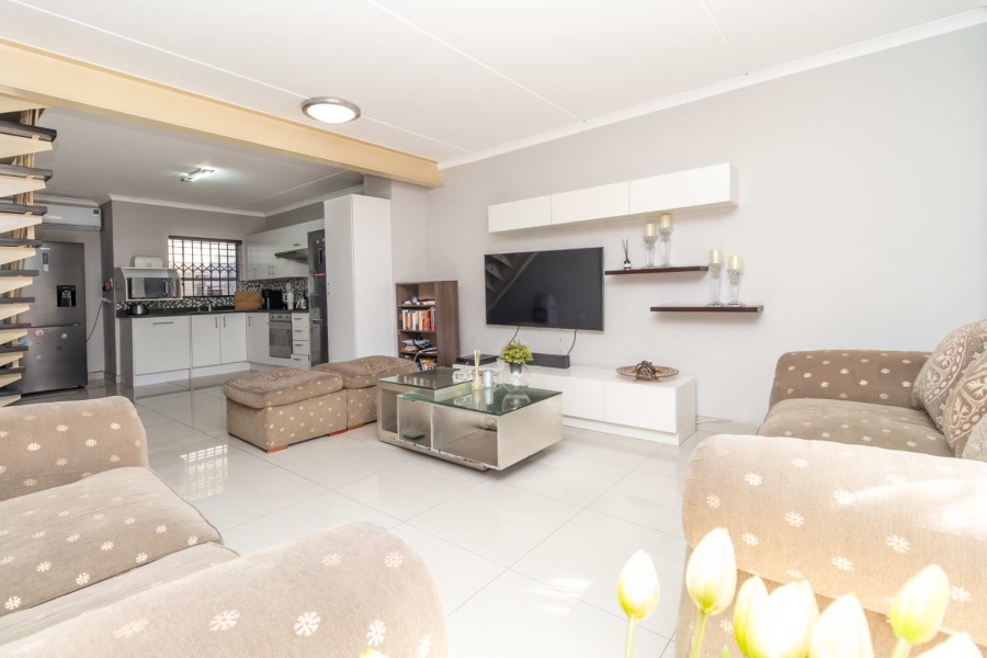 3 Bedroom Property for Sale in Ferndale Gauteng