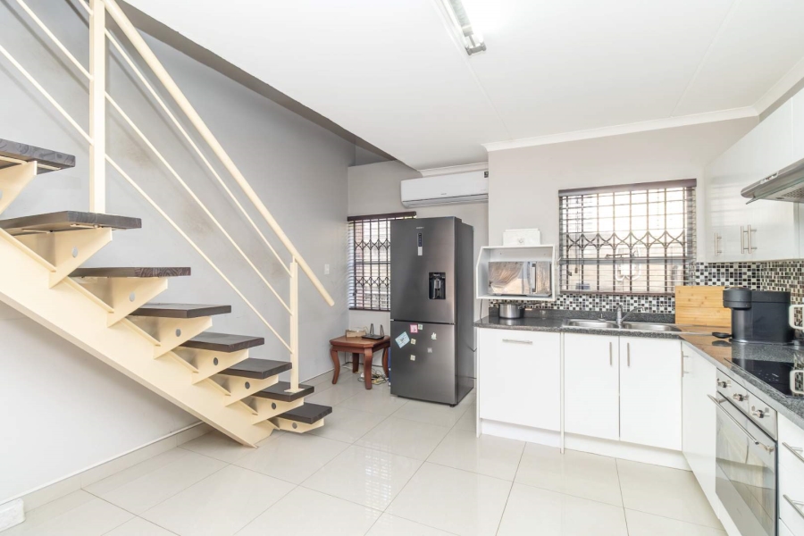 3 Bedroom Property for Sale in Ferndale Gauteng