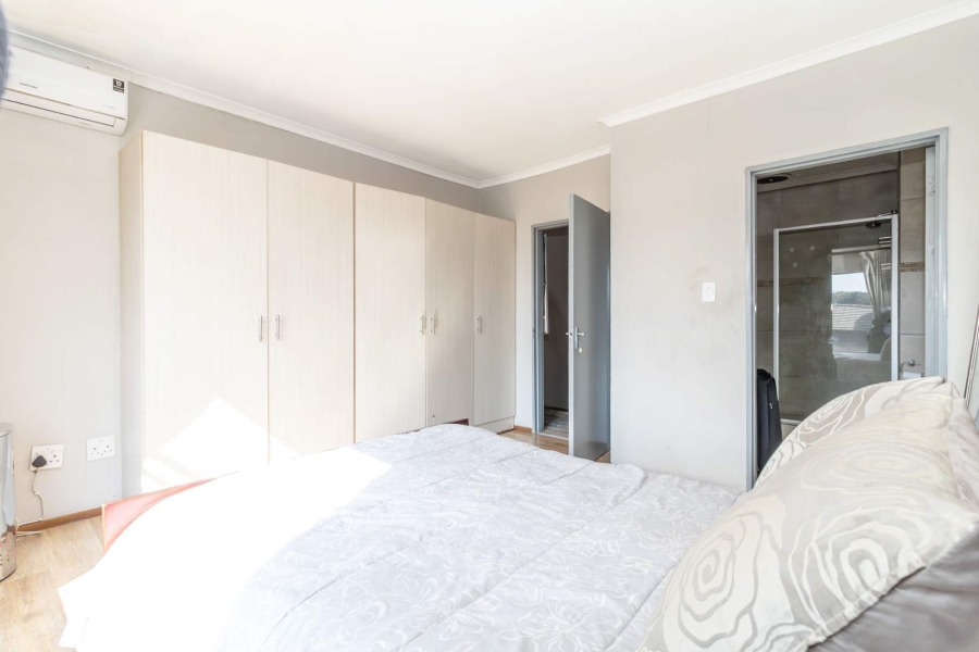 3 Bedroom Property for Sale in Ferndale Gauteng