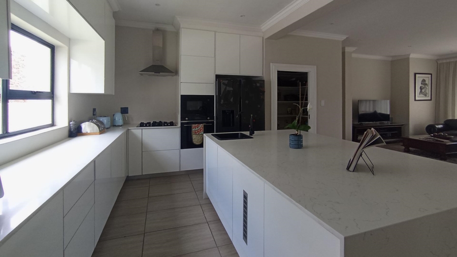 4 Bedroom Property for Sale in Blue Valley Golf Estate Gauteng