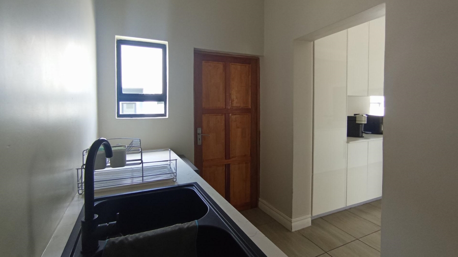4 Bedroom Property for Sale in Blue Valley Golf Estate Gauteng