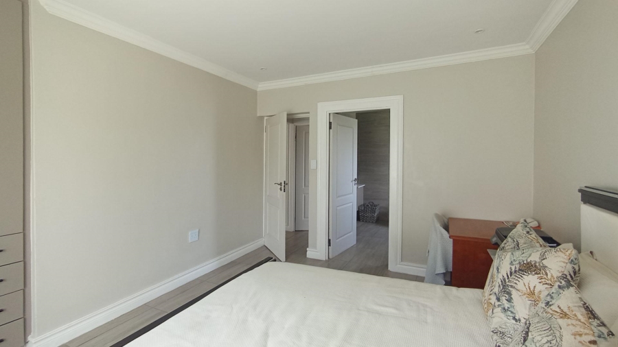 4 Bedroom Property for Sale in Blue Valley Golf Estate Gauteng