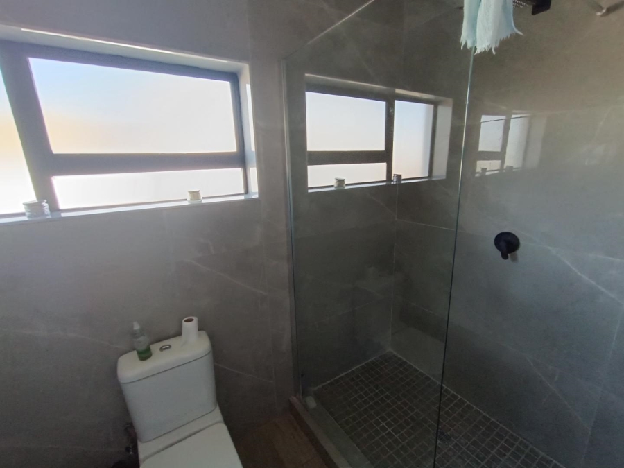 4 Bedroom Property for Sale in Blue Valley Golf Estate Gauteng