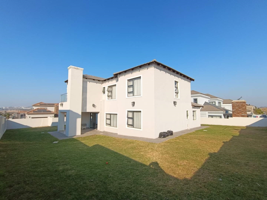 4 Bedroom Property for Sale in Blue Valley Golf Estate Gauteng