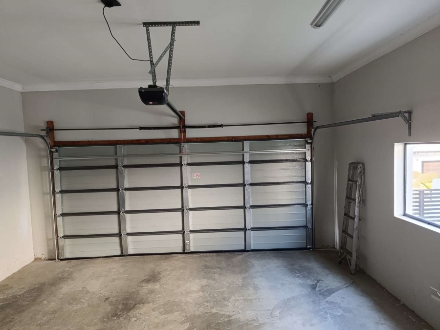 4 Bedroom Property for Sale in Blue Valley Golf Estate Gauteng