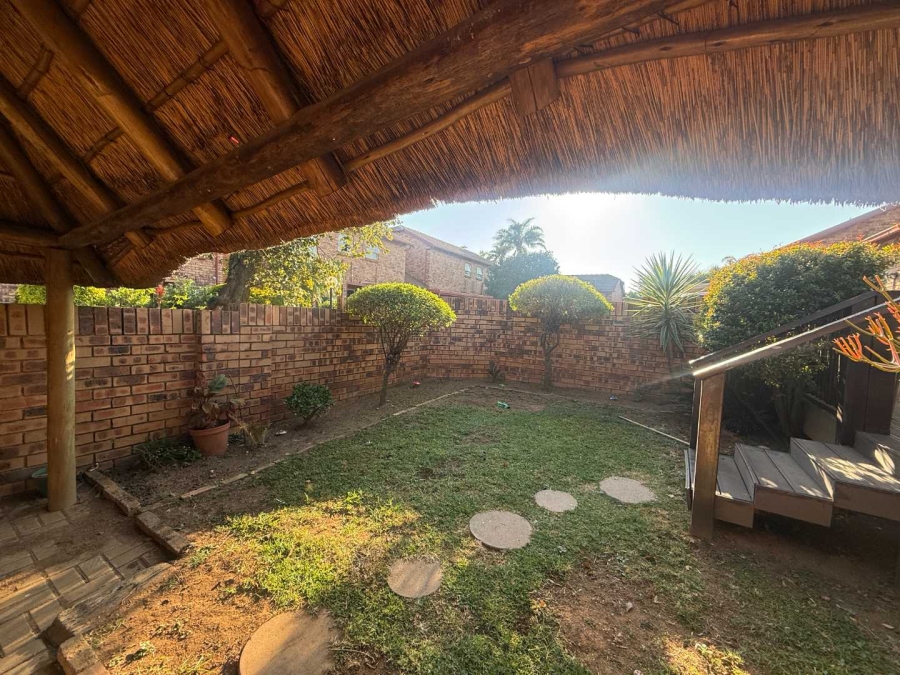 To Let 3 Bedroom Property for Rent in Wilgeheuwel Gauteng