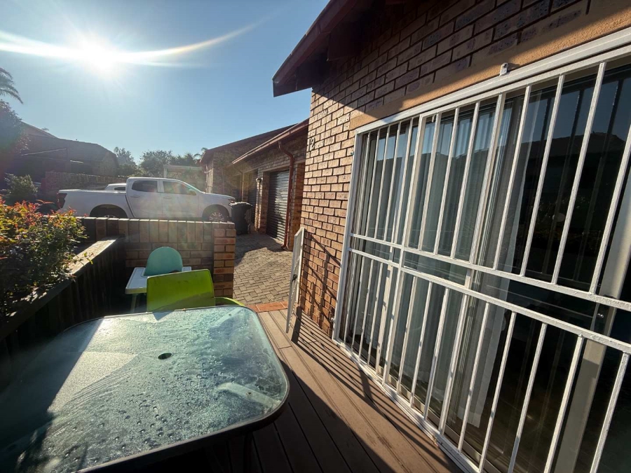 To Let 3 Bedroom Property for Rent in Wilgeheuwel Gauteng