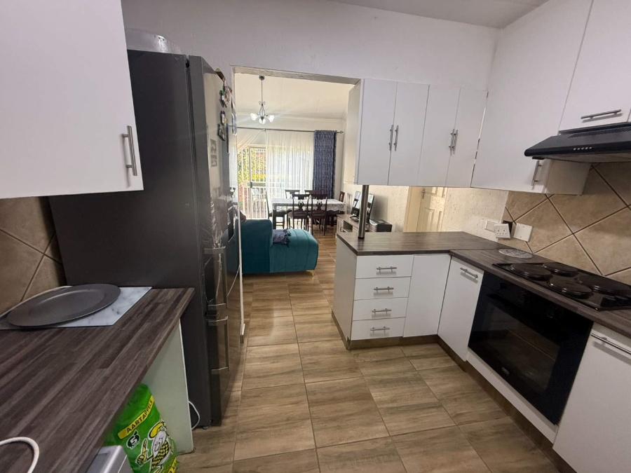 To Let 3 Bedroom Property for Rent in Wilgeheuwel Gauteng