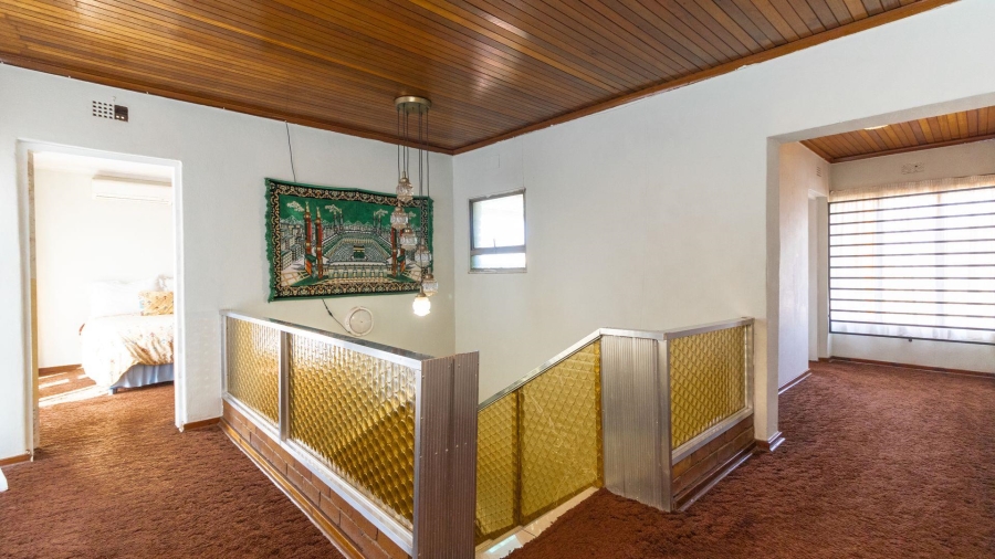 5 Bedroom Property for Sale in Bakerton Gauteng