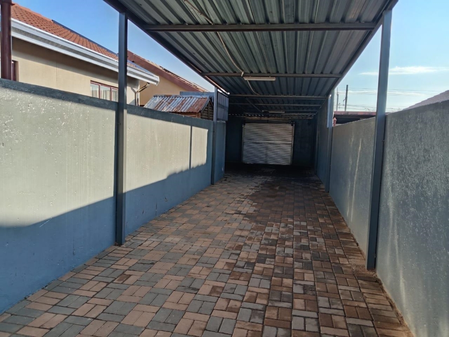 3 Bedroom Property for Sale in Soshanguve VV Gauteng