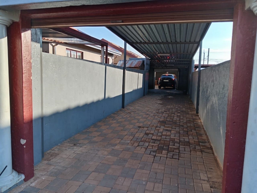 3 Bedroom Property for Sale in Soshanguve VV Gauteng