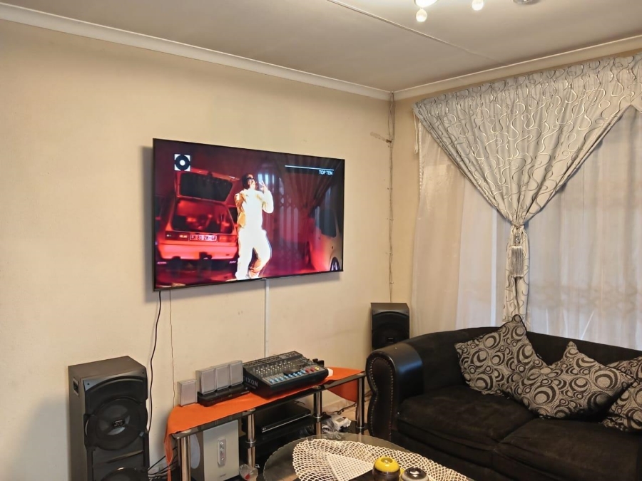 3 Bedroom Property for Sale in Soshanguve VV Gauteng