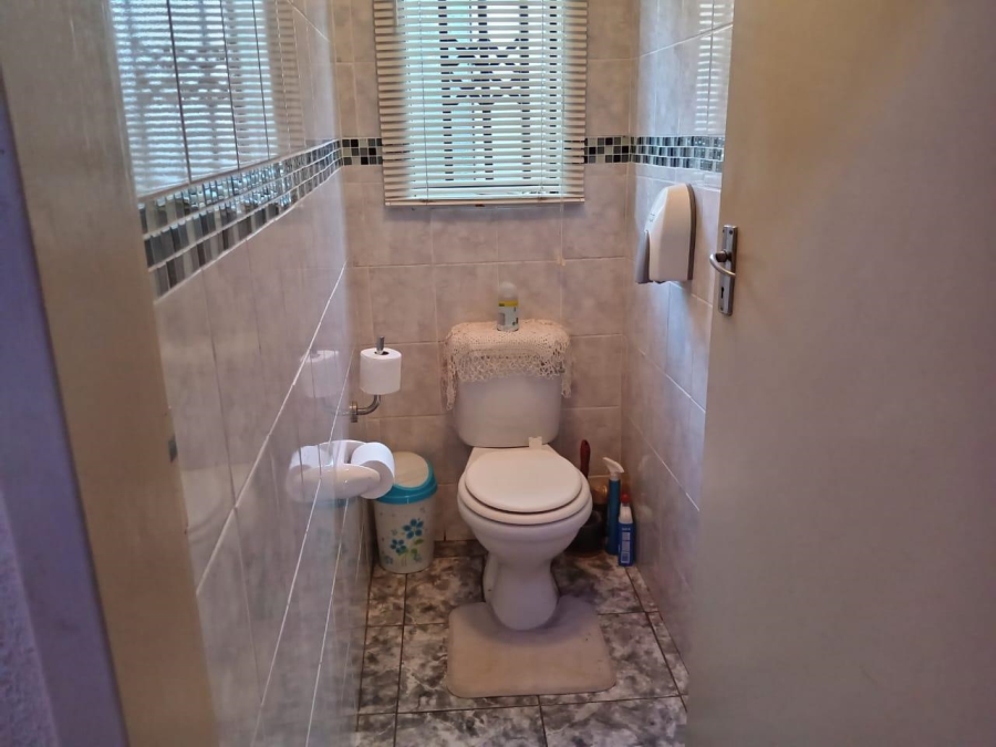 3 Bedroom Property for Sale in Soshanguve VV Gauteng