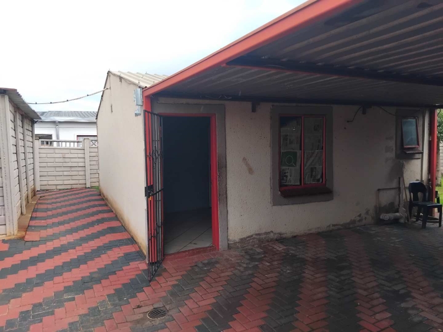 2 Bedroom Property for Sale in Ga-rankuwa Unit 25 Gauteng