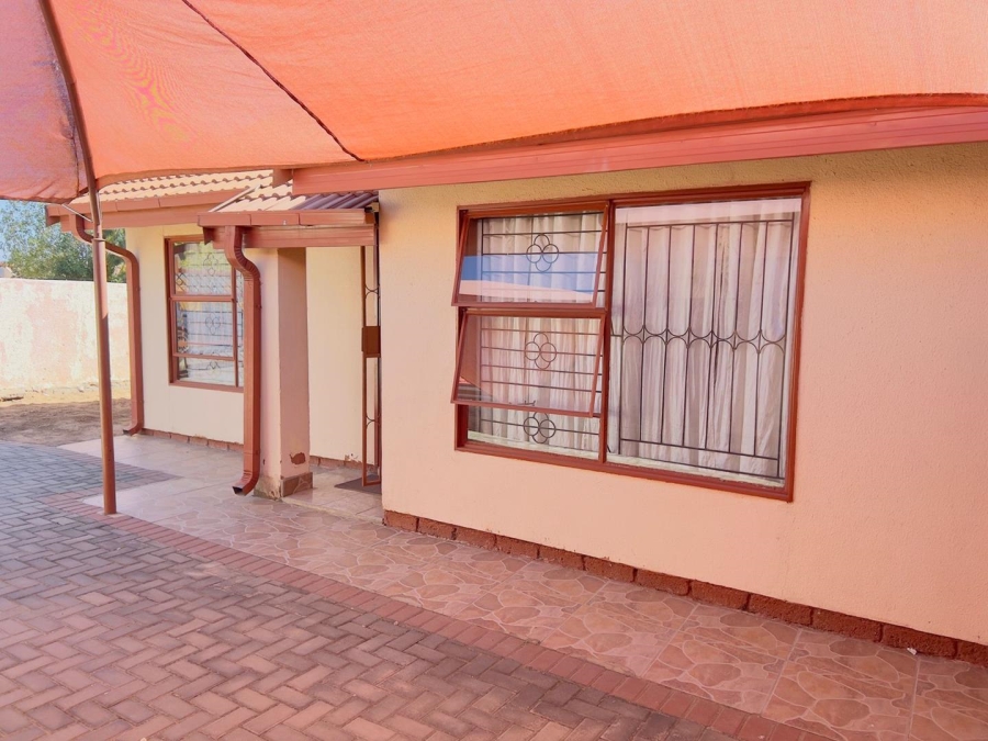 3 Bedroom Property for Sale in Mabopane Unit X Gauteng