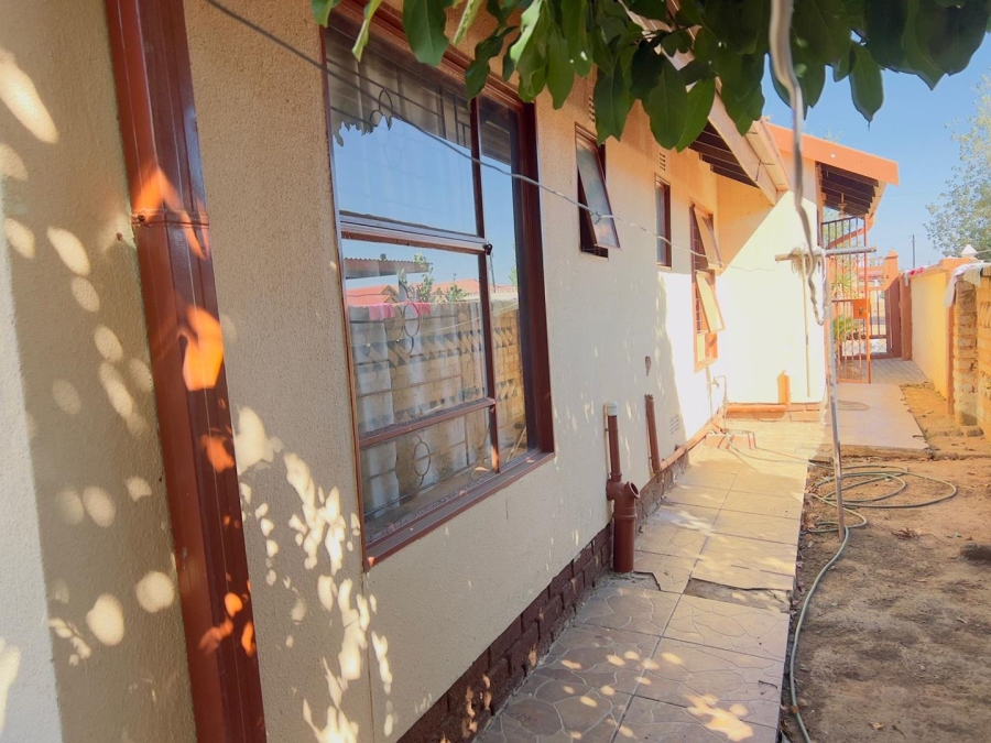 3 Bedroom Property for Sale in Mabopane Unit X Gauteng