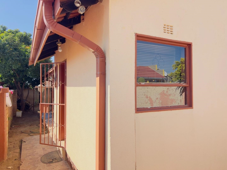 3 Bedroom Property for Sale in Mabopane Unit X Gauteng