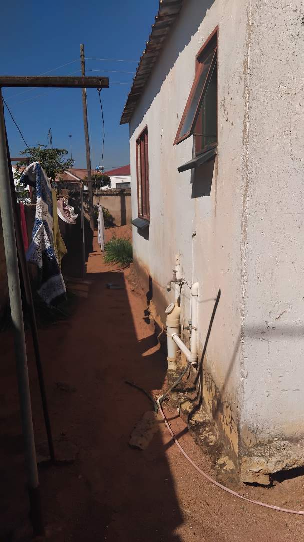 1 Bedroom Property for Sale in Mabopane Gauteng