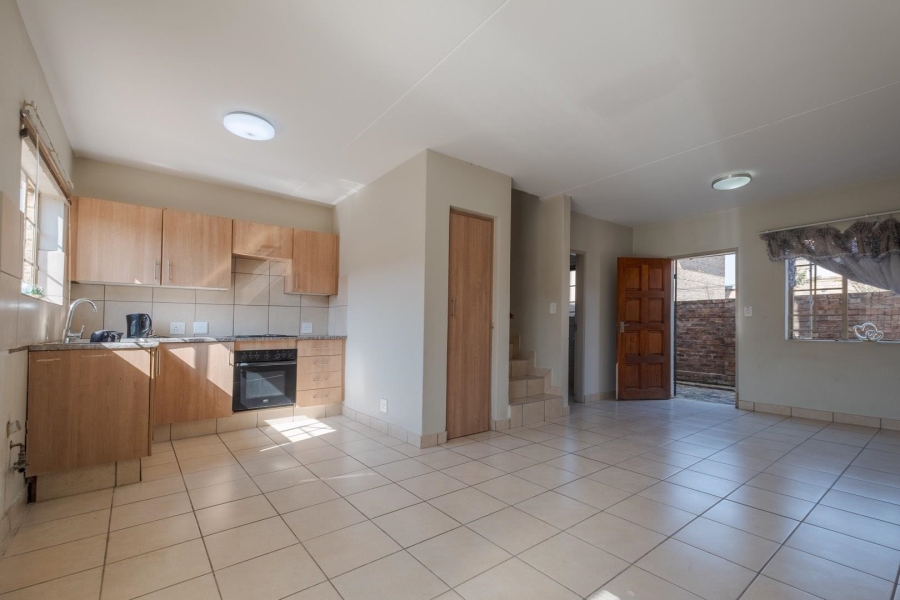 3 Bedroom Property for Sale in Annlin Gauteng