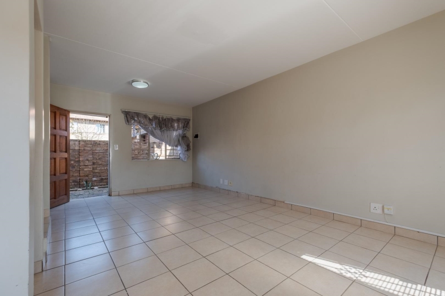 3 Bedroom Property for Sale in Annlin Gauteng