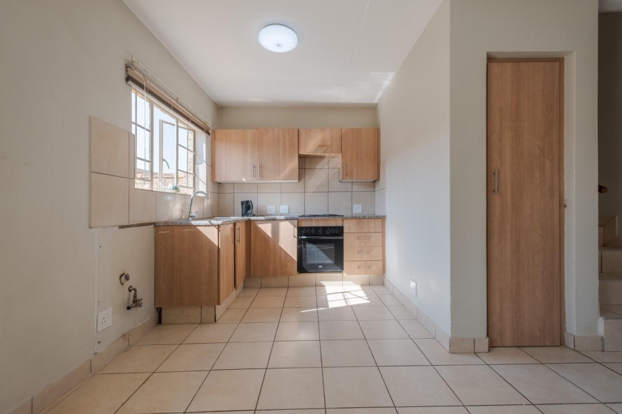 3 Bedroom Property for Sale in Annlin Gauteng
