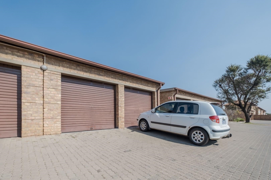 3 Bedroom Property for Sale in Annlin Gauteng