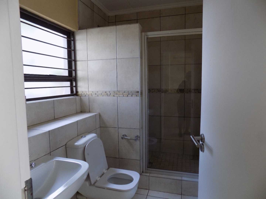 To Let 1 Bedroom Property for Rent in Sunninghill Gauteng