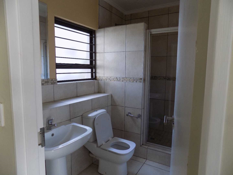 To Let 1 Bedroom Property for Rent in Sunninghill Gauteng