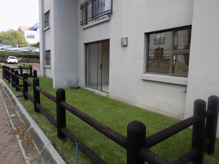 To Let 1 Bedroom Property for Rent in Sunninghill Gauteng