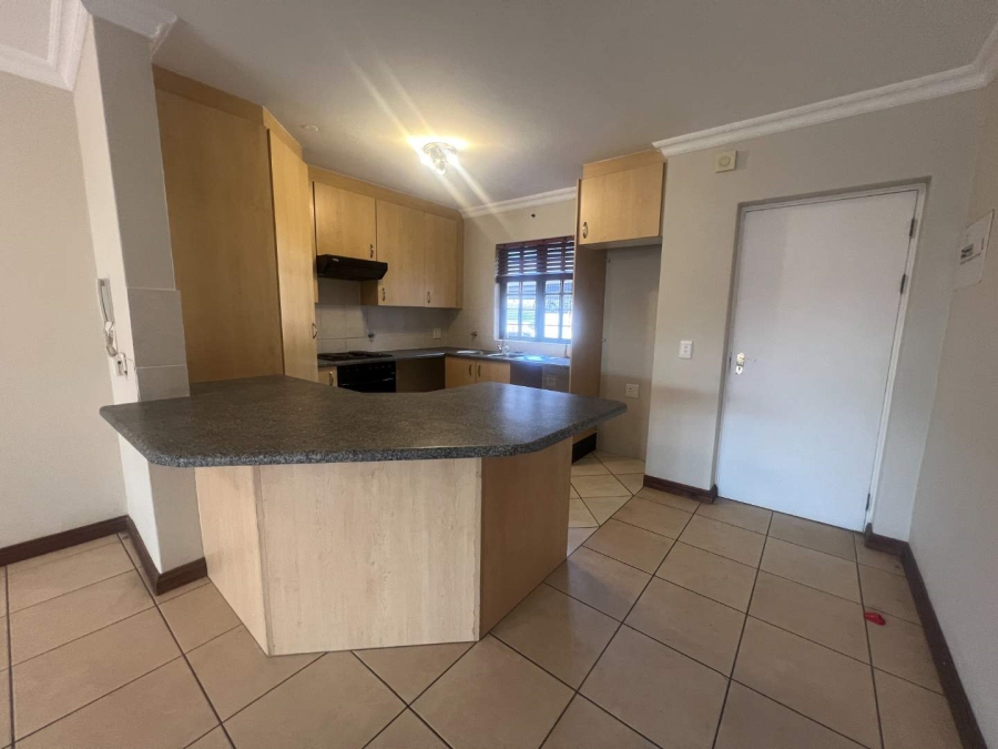 To Let 2 Bedroom Property for Rent in Rivonia Gauteng