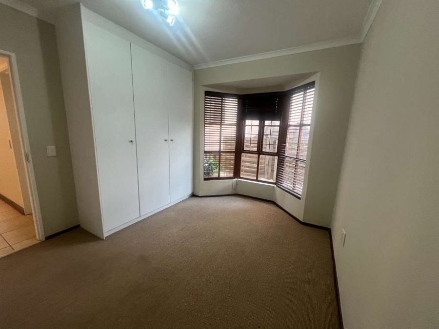 To Let 2 Bedroom Property for Rent in Rivonia Gauteng
