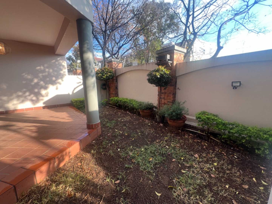 To Let 2 Bedroom Property for Rent in Rivonia Gauteng