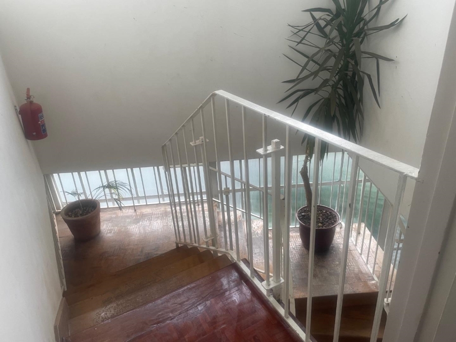 To Let 2 Bedroom Property for Rent in Illovo Gauteng