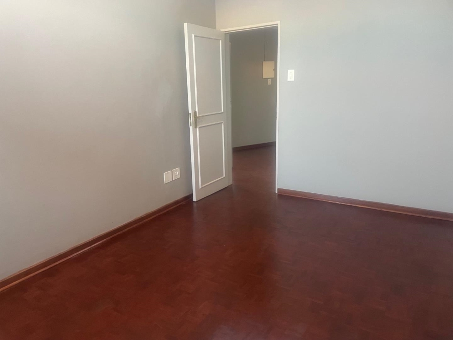 To Let 2 Bedroom Property for Rent in Illovo Gauteng
