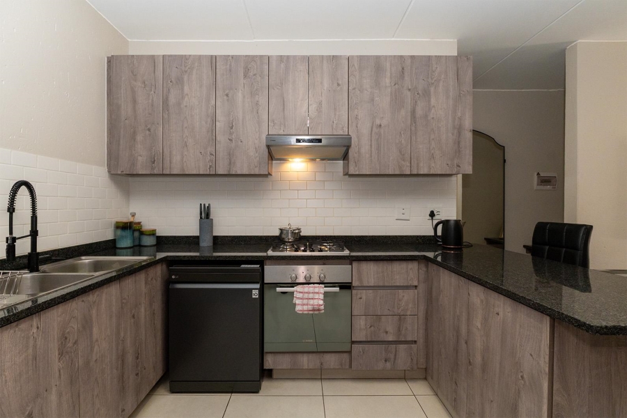 3 Bedroom Property for Sale in Bartlett Gauteng