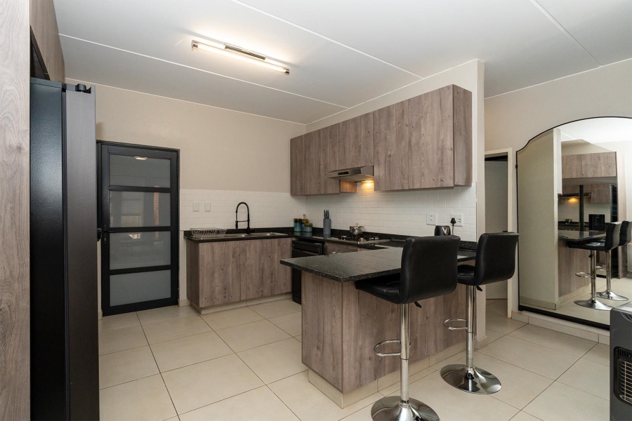 3 Bedroom Property for Sale in Bartlett Gauteng