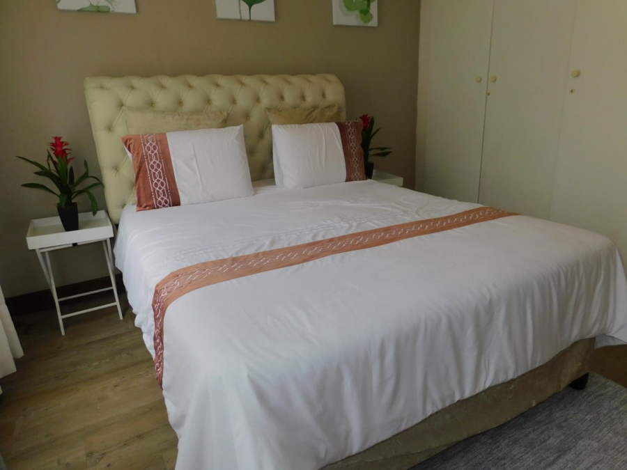 To Let 2 Bedroom Property for Rent in Sandown Gauteng