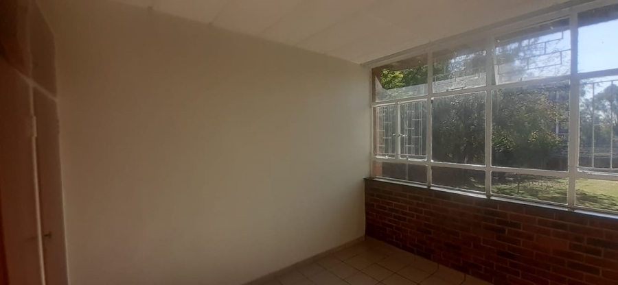 To Let 2 Bedroom Property for Rent in Groenkloof Gauteng