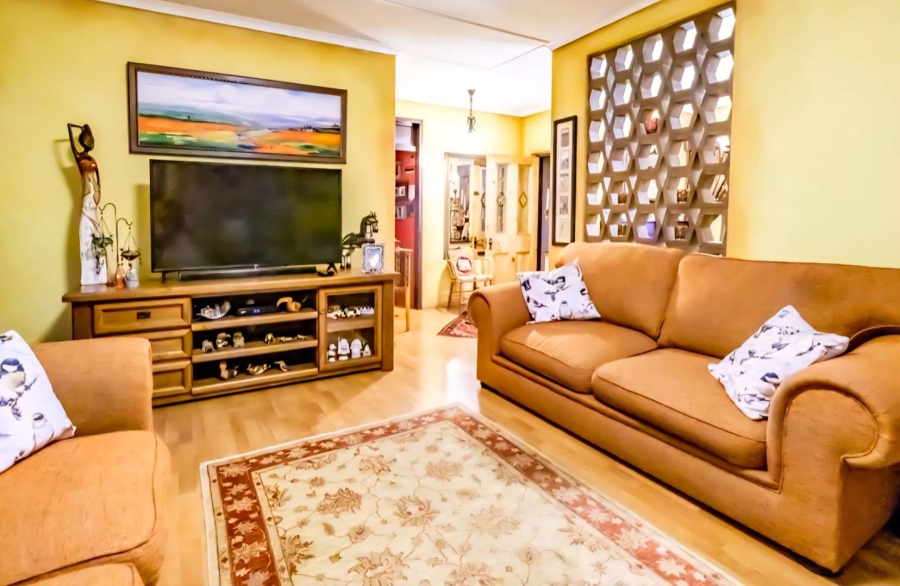 3 Bedroom Property for Sale in Brackenhurst Gauteng