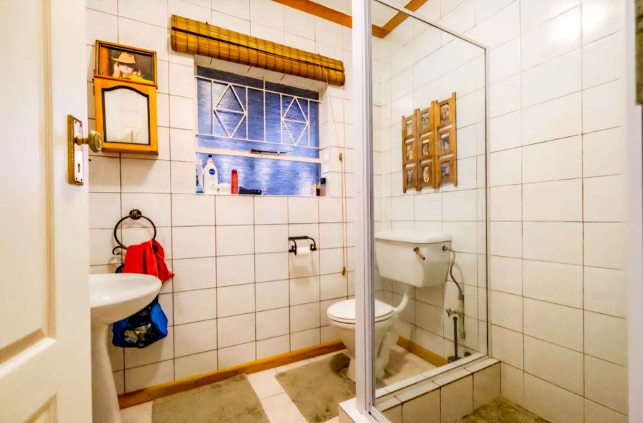 3 Bedroom Property for Sale in Brackenhurst Gauteng