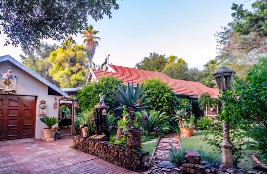 3 Bedroom Property for Sale in Brackenhurst Gauteng
