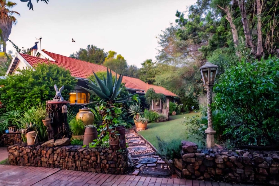 3 Bedroom Property for Sale in Brackenhurst Gauteng