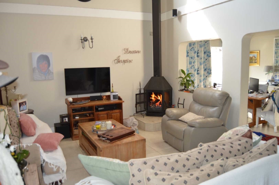 4 Bedroom Property for Sale in Brackendowns Gauteng