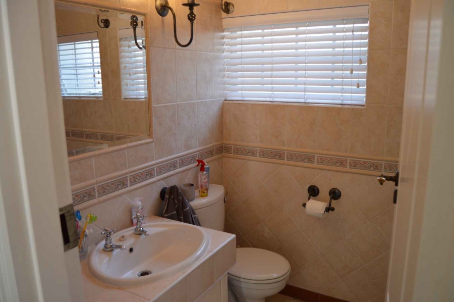 4 Bedroom Property for Sale in Brackendowns Gauteng