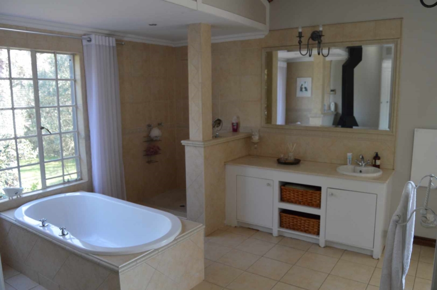 4 Bedroom Property for Sale in Brackendowns Gauteng