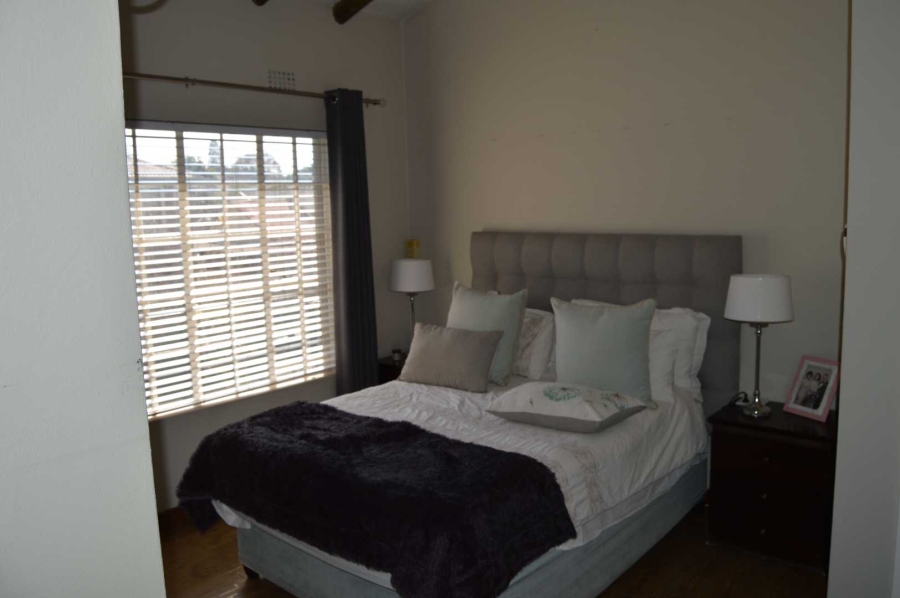4 Bedroom Property for Sale in Brackendowns Gauteng