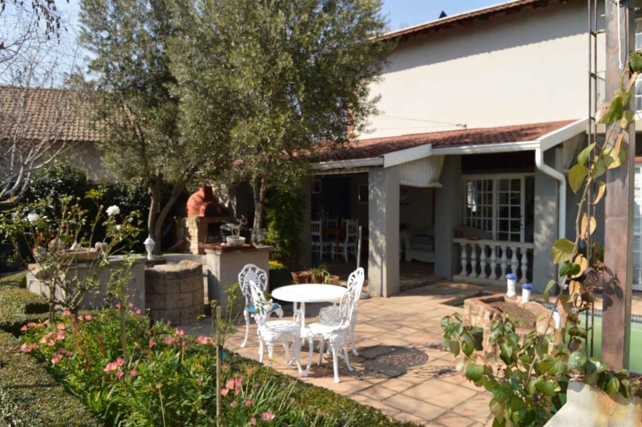4 Bedroom Property for Sale in Brackendowns Gauteng
