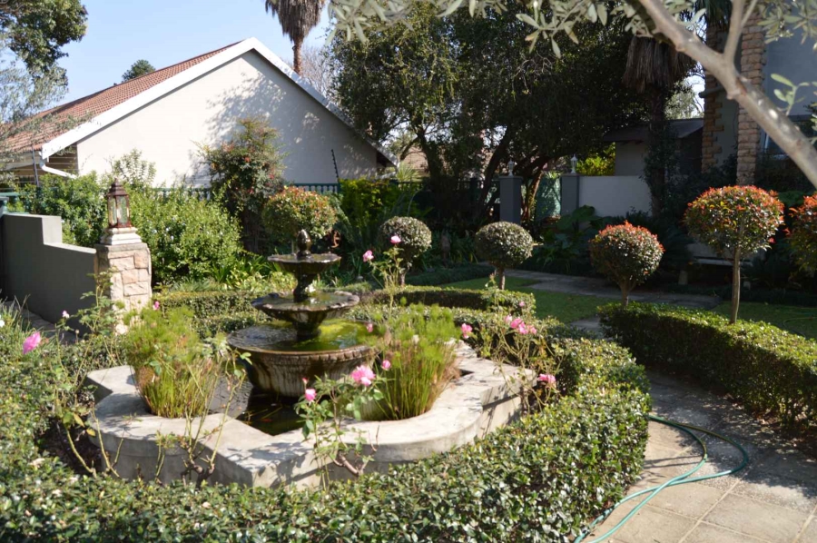 4 Bedroom Property for Sale in Brackendowns Gauteng