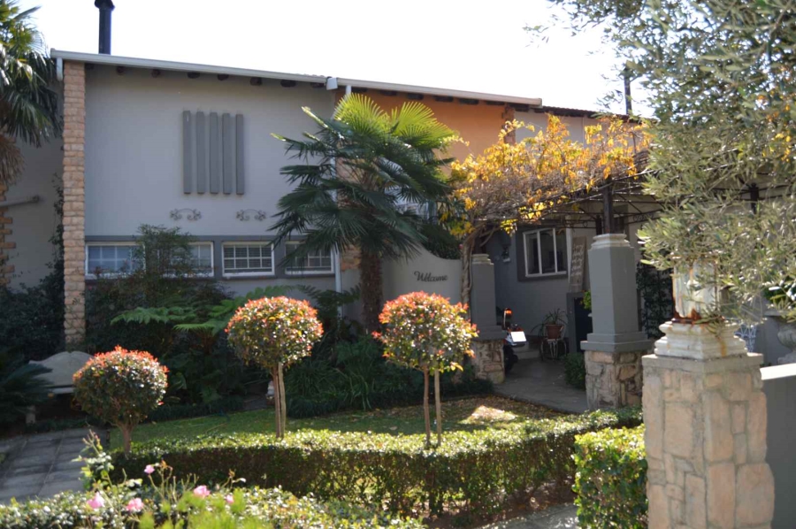 4 Bedroom Property for Sale in Brackendowns Gauteng